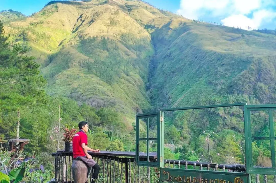 Jendela Langit Prigen, View Pegunungan Mirip Tapi Bukan di Swiss