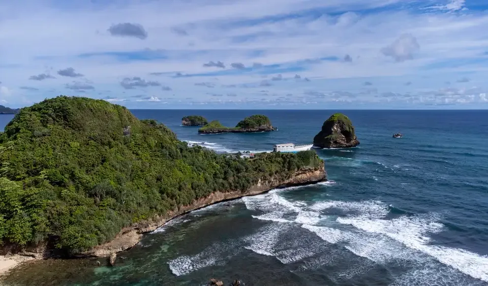 Pantai Watu Leter Ada Dimana, Ternyata Lokasinya di Sini