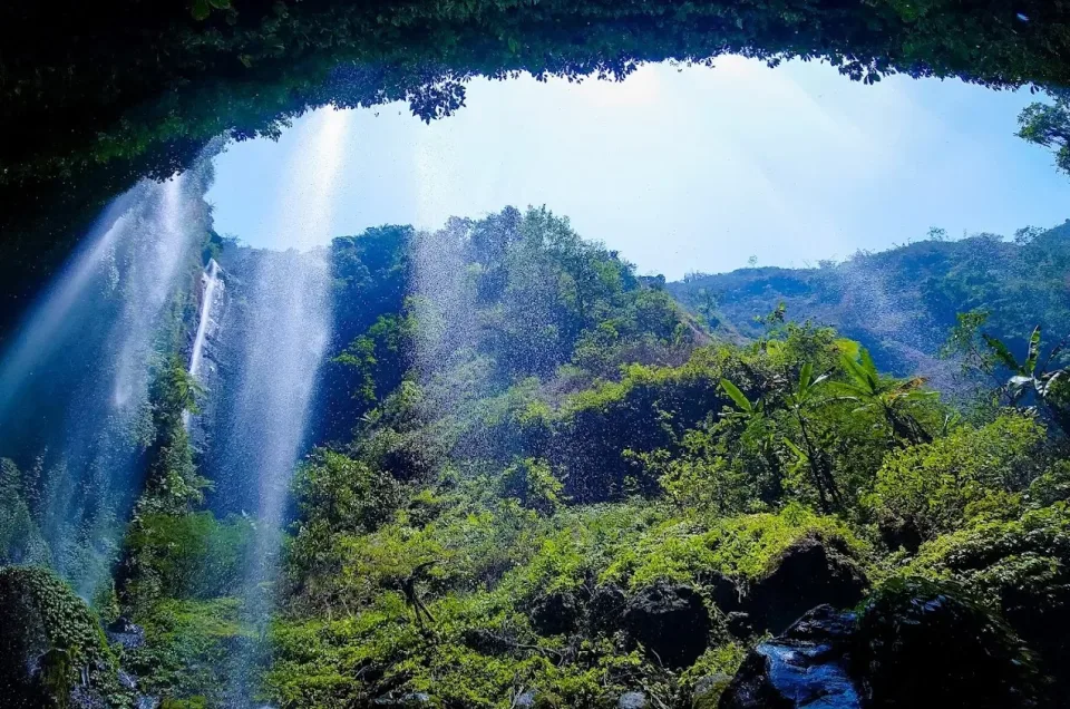 Open Trip Air Terjun Madakaripura!, Cek Harga dan Fasilitasnya!