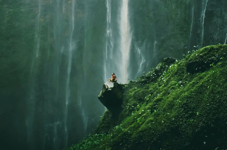 Mengenal Air Terjun Tumpak Sewu, Pesona Alam di Balik Tebing
